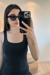 Parlak Kumaş Askılı Bluz